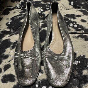 SCHUTZ Metallic Silver Ballet Flats with Bow size 8